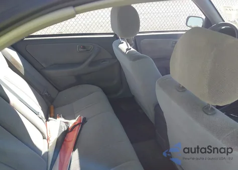 1999 Toyota Camry Ce z USA, uszkodzony, nr VIN 4T1BG22K7XU553015